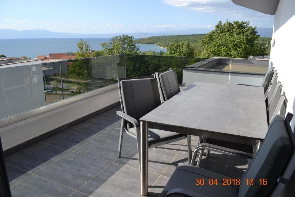 My Paradies - Njivice Penthouse*** Exterior photo