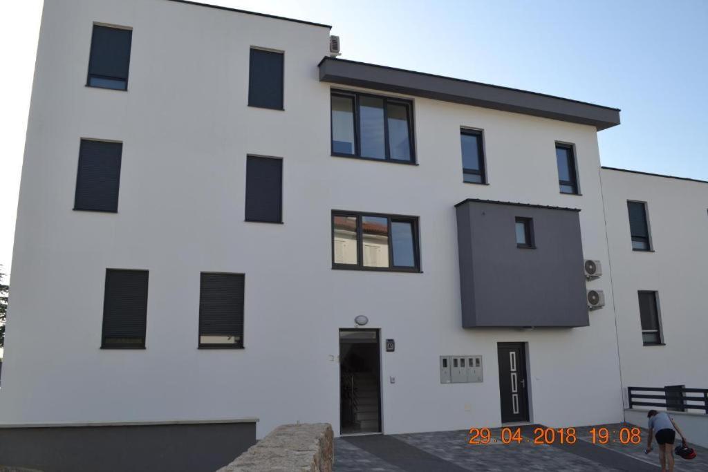 My Paradies - Njivice Penthouse*** Exterior photo
